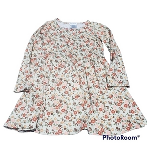 𝅺Forever‎ me floral dress